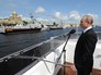 Президент России Владимир Путин на параде в честь Дня ВМФ на Сенатской площади в Санкт-Петербурге Президент России Владимир Путин на параде в честь Дня ВМФ на Сенатской площади в Санкт-Петербурге