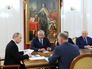 Президент России Владимир Путин на заседании с членами Совбеза РФ Президент России Владимир Путин на заседании с членами Совбеза РФ