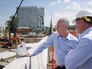 Сергей Собянин осматривает строительные работы Сергей Собянин осматривает строительные работы