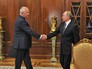 Владимир Путин с генеральным директором государственной корпорации «Ростех» Сергеем Чемезовым Владимир Путин с генеральным директором государственной корпорации «Ростех» Сергеем Чемезовым