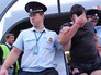 Полиция задерживает авиадебошира Полиция задерживает авиадебошира