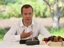 Председатель правительства РФ Дмитрий Медведев во время встречи с представителями садоводческих, огороднических и дачных хозяйств Председатель правительства РФ Дмитрий Медведев во время встречи с представителями садоводческих, огороднических и дачных хозяйств