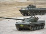 Самоходная артиллерийская установка с противотанковой пушкой "Спрут-СД" (на первом плане) и боевая машина десанта БМД-4 Самоходная артиллерийская установка с противотанковой пушкой "Спрут-СД" (на первом плане) и боевая машина десанта БМД-4