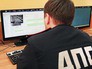 Инспектор ДПС в центре видеофиксации Инспектор ДПС в центре видеофиксации