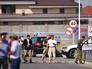 На месте взрыва автомашины марки Mitsubishi Delica, протаранившей ворота дипломатического представительства Китая в Бишкеке На месте взрыва автомашины марки Mitsubishi Delica, протаранившей ворота дипломатического представительства Китая в Бишкеке