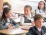 Школьники в классе Школьники в классе