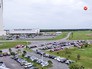 Пожарные машины едут к месту взрыва ракеты Falcon 9 на мысе Канаверал Пожарные машины едут к месту взрыва ракеты Falcon 9 на мысе Канаверал