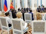 Президент РФ Владимир Путин во время встречи в Кремле с депутатами фракции "Единая Россия" Президент РФ Владимир Путин во время встречи в Кремле с депутатами фракции "Единая Россия"