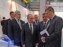 Президент России Владимир Путин во время осмотра выставки в НПО "Сплав" Президент России Владимир Путин во время осмотра выставки в НПО "Сплав"