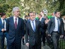 Дмитрий Медведев и Сергей Собянин осмотрели ход благоустройства дворовых территорий Дмитрий Медведев и Сергей Собянин осмотрели ход благоустройства дворовых территорий