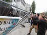 Беспорядки у здания Российского посольства в Киеве Беспорядки у здания Российского посольства в Киеве