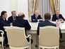 Президент России Владимир Путин во время встречи в Кремле с учёными Президент России Владимир Путин во время встречи в Кремле с учёными