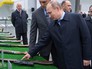 Президент России Владимир Путин во время смотра образцов продукции, выпускаемой предприятиями АО "Концерн Калашников" Президент России Владимир Путин во время смотра образцов продукции, выпускаемой предприятиями АО "Концерн Калашников"