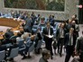 Представители США покидают заседание совбез ООН Представители США покидают заседание совбез ООН