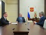 Президент РФ Владимир Путин, председатель правительства РФ Дмитрий Медведев и заместитель министра спорта РФ Павел Колобков (справа) во время встречи Президент РФ Владимир Путин, председатель правительства РФ Дмитрий Медведев и заместитель министра спорта РФ Павел Колобков (справа) во время встречи