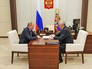 Президент России Владимир Путин и глава таможенной службы Владимир Булавин Президент России Владимир Путин и глава таможенной службы Владимир Булавин