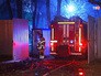 Пожарные машины на месте возгорания Пожарные машины на месте возгорания