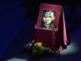 Фотография артиста цирка, клоуна Олега Попова на церемонии прощания в Ростовском государственном цирке Фотография артиста цирка, клоуна Олега Попова на церемонии прощания в Ростовском государственном цирке