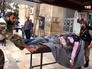 Пострадавшие при обстреле жилых кварталов в Сирии Пострадавшие при обстреле жилых кварталов в Сирии