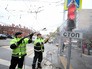 Представители ЦОДД моют светофоры Представители ЦОДД моют светофоры