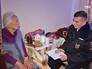 Участковый обходит жильцов Участковый обходит жильцов