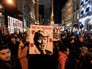 Участники акции протеста у небоскреба "Трамп Тауэр" в Нью-Йорке Участники акции протеста у небоскреба "Трамп Тауэр" в Нью-Йорке
