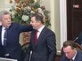 Юрий Бойко и Олег Ляшко подрались на заседании Юрий Бойко и Олег Ляшко подрались на заседании