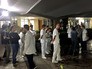 Врачи колумбийской больницы встречают пострадавших в авиакатастрофе Врачи колумбийской больницы встречают пострадавших в авиакатастрофе