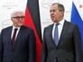 Главы МИД Германии и России Франк-Вальтер Штайнмайер и Сергей Лавров на встрече "нормандской четверки" Главы МИД Германии и России Франк-Вальтер Штайнмайер и Сергей Лавров на встрече "нормандской четверки"