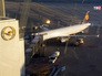 Самолет авиакомпании Lufthansa Самолет авиакомпании Lufthansa