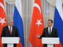 Председатель правительства РФ Дмитрий Медведев и премьер-министр Турции Бинали Йылдырым Председатель правительства РФ Дмитрий Медведев и премьер-министр Турции Бинали Йылдырым