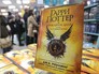 Продажа книги "Гарри Поттер и проклятое дитя" Продажа книги "Гарри Поттер и проклятое дитя"