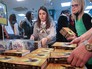Продажа книги "Гарри Поттер и проклятое дитя" Продажа книги "Гарри Поттер и проклятое дитя"