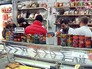 Продажа икры на рынке Продажа икры на рынке
