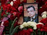 Фотография на могиле посла России в Турции Андрея Карлова Фотография на могиле посла России в Турции Андрея Карлова