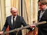 Владимир Путин на встрече со съёмочной группой фильма "Викинг" Владимир Путин на встрече со съёмочной группой фильма "Викинг"