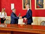 Мэр Москвы Сергей Собянин и президент Национального исследовательского центра (НИЦ) "Курчатовский институт" Михаил Ковальчук Мэр Москвы Сергей Собянин и президент Национального исследовательского центра (НИЦ) "Курчатовский институт" Михаил Ковальчук