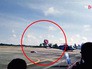 Падение истребителя на авиашоу в Таиланде Падение истребителя на авиашоу в Таиланде