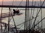 Спасатели во время поиска четырех детей, провалившихся под лед на реке Кирпили, в Краснодарском крае Спасатели во время поиска четырех детей, провалившихся под лед на реке Кирпили, в Краснодарском крае
