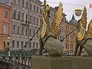 Демонтаж скульптур грифонов с Банковского моста в Санкт-Петербурге для отправки их на реставрацию Демонтаж скульптур грифонов с Банковского моста в Санкт-Петербурге для отправки их на реставрацию