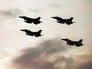 Звено истребителей F-16 Звено истребителей F-16