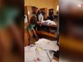 Полуобнаженная должница в суде Полуобнаженная должница в суде