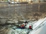 Эвакуация упавшей в реку машины Эвакуация упавшей в реку машины