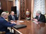 Президент России Владимир Путин во время встречи с Михаилом Фрадковым (слева) и прежним директором института РИСИ Леонидом Решетниковым (справа) Президент России Владимир Путин во время встречи с Михаилом Фрадковым (слева) и прежним директором института РИСИ Леонидом Решетниковым (справа)