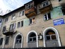 Дом, пострадавший в результате обстрела украинскими силовиками Донецка Дом, пострадавший в результате обстрела украинскими силовиками Донецка