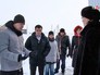 Эксперты беседуют с Челябинскими чиновниками, выдавшим непригодное жилье сиротам Эксперты беседуют с Челябинскими чиновниками, выдавшим непригодное жилье сиротам