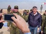 Бельгийские депутаты в лагере для беженцев в Сирии Бельгийские депутаты в лагере для беженцев в Сирии