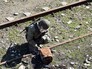 Российский военный инженер во время разминирования Российский военный инженер во время разминирования