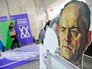 Выставка советского искусства на станции метро "Парк культуры" Выставка советского искусства на станции метро "Парк культуры"