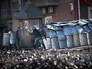 Беспорядки в Киеве. Бойцы подразделения специального назначения МВД Украины "Беркут". Февраль 2014 г. Беспорядки в Киеве. Бойцы подразделения специального назначения МВД Украины "Беркут". Февраль 2014 г.